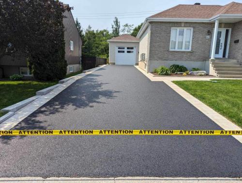 Travaux effectué dans le secteur de Notre-Dame-Des-Laurentides dans le Haut-De-Charlesbourg à Québec sur la rue du Monarque.